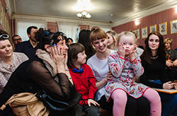 В Коврове (Владимирская область) солнечные дети приняли участие в фотопроекте